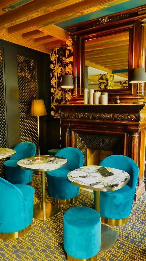 Noir Hotel