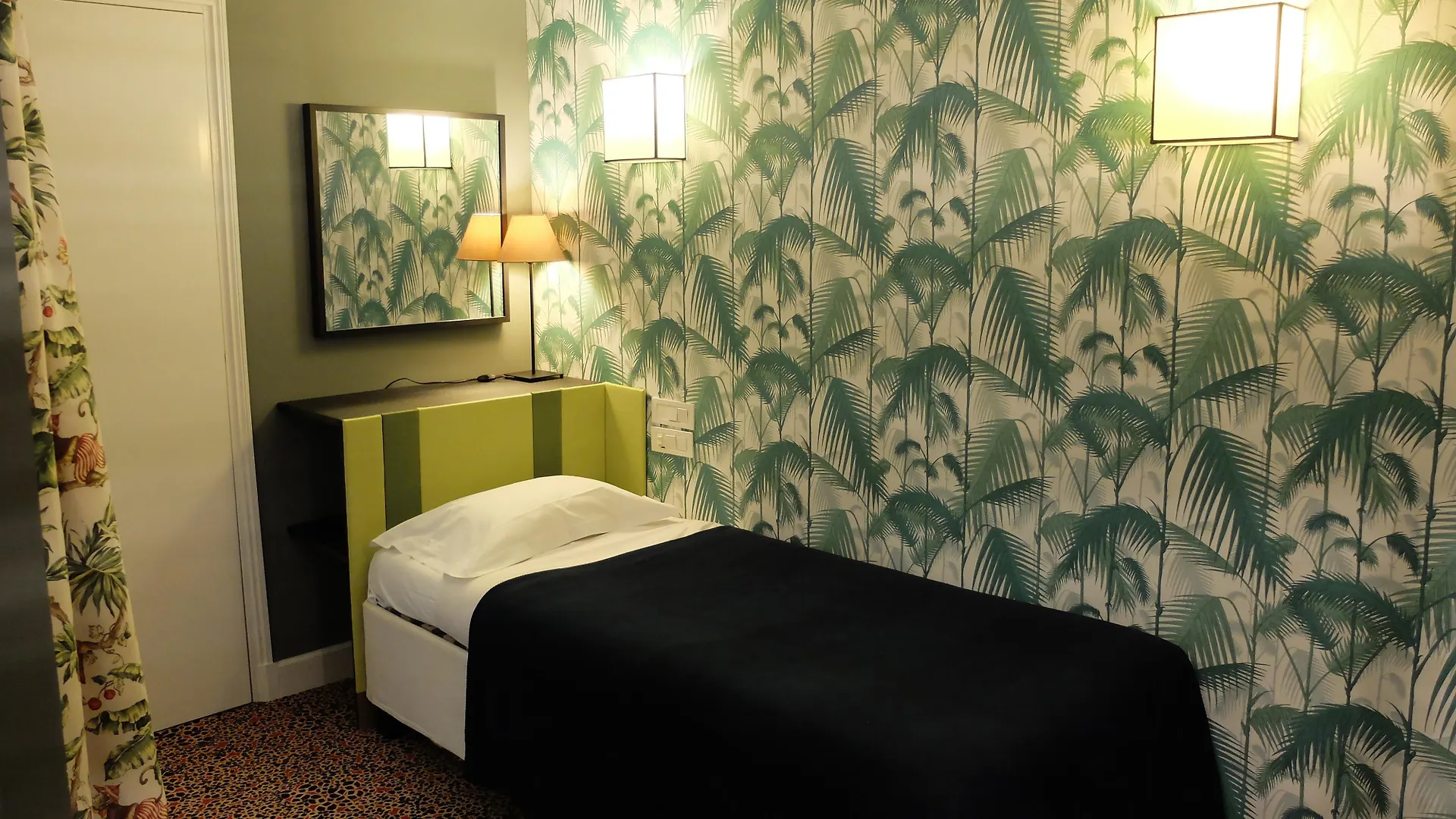 Hotel Noir Paris