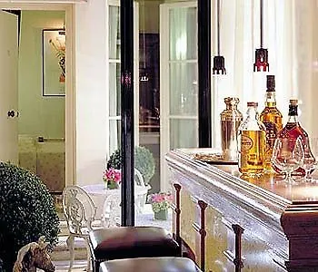 Otel Noir Paris