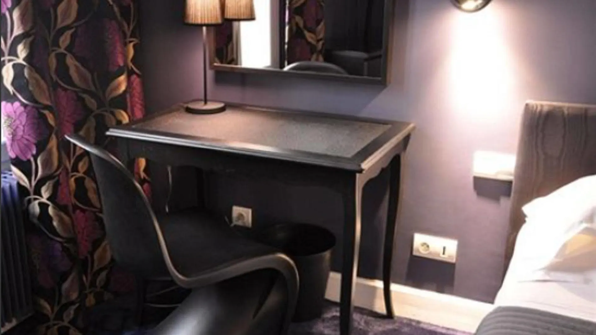 Noir Otel 3*